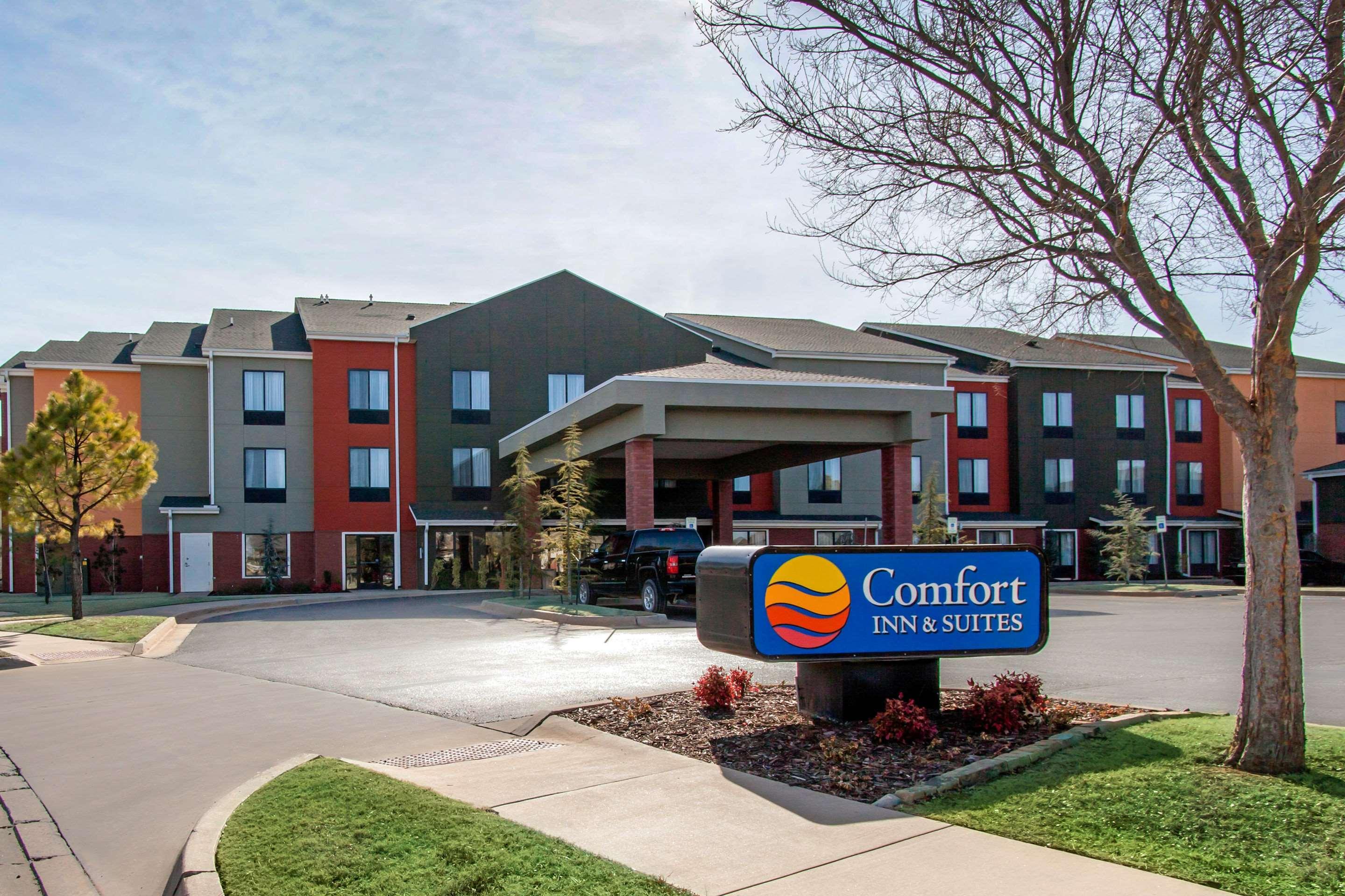 Comfort Inn & Suites Norman Near University Exterior foto